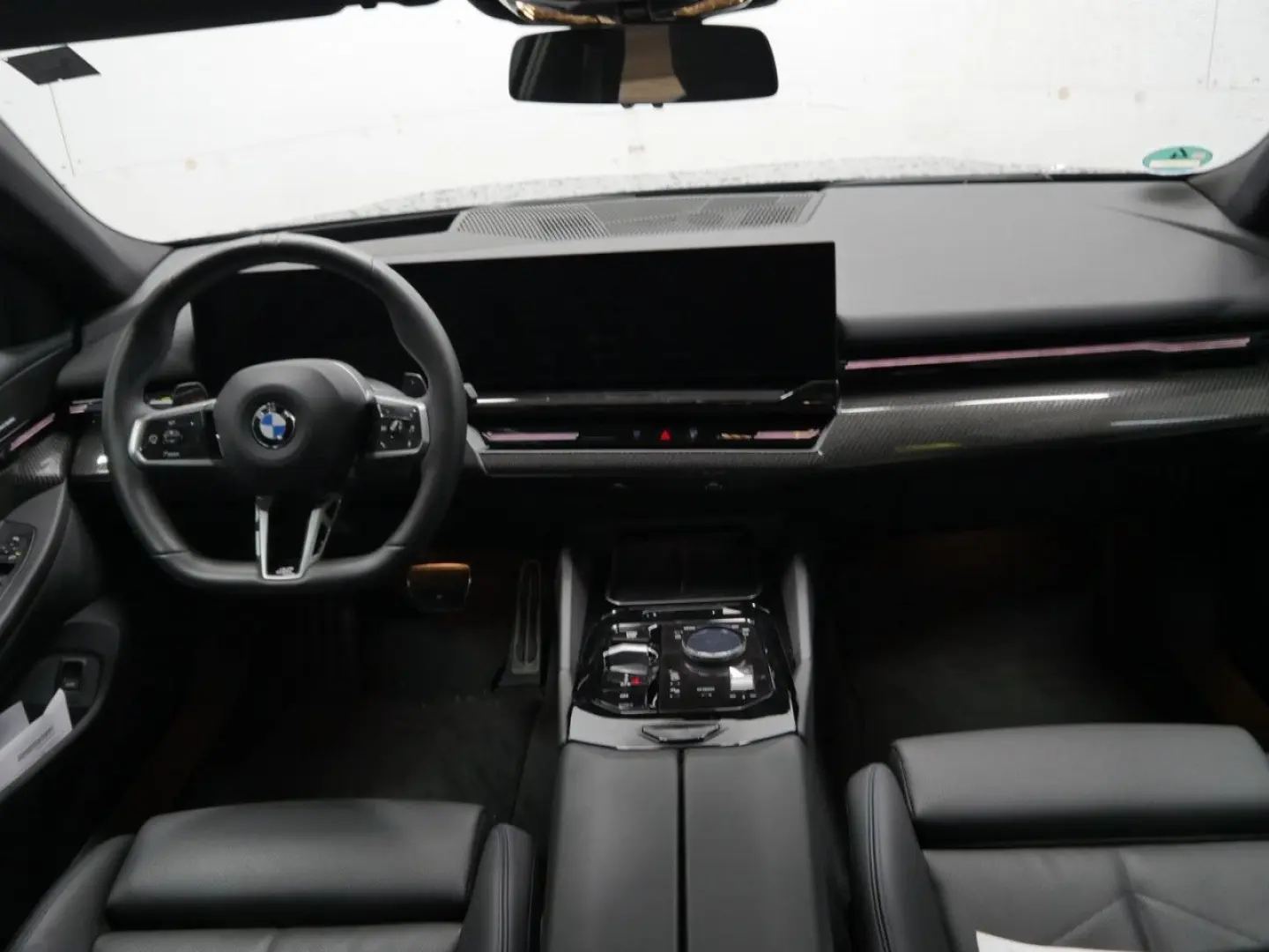 520d xDr.M Sport Pro HUD SuView PanoD.Standh.21