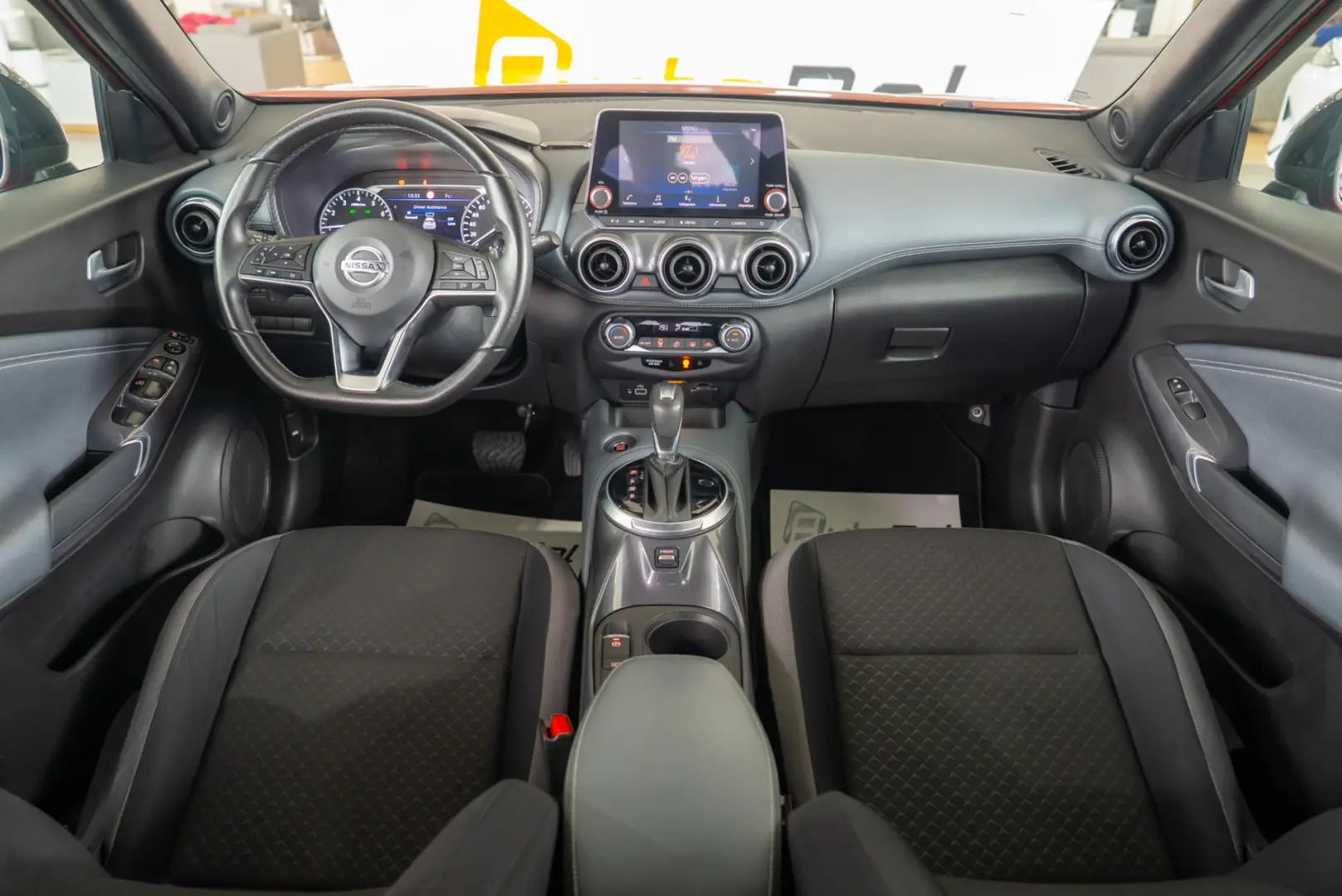 Nissan Juke 1.0 DIG-T DCT 