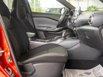 Nissan Juke 1.0 DIG-T DCT  N-Connecta