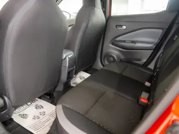 Nissan Juke 1.0 DIG-T DCT  N-Connecta