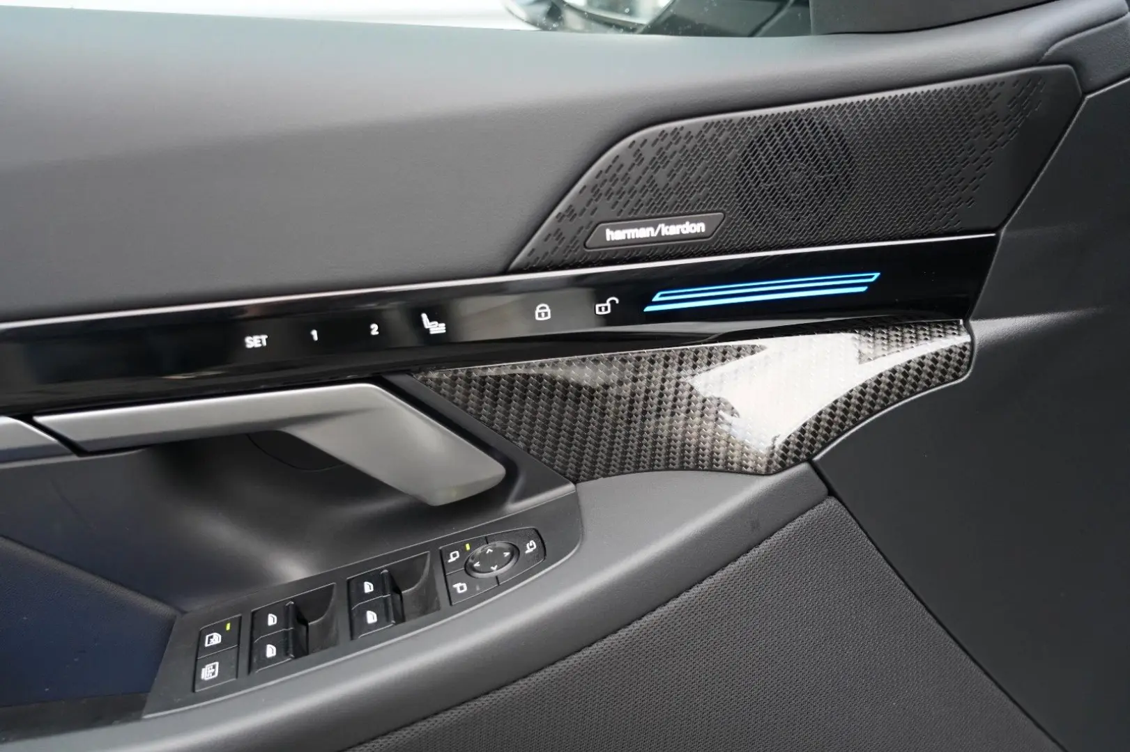520d M Sport PANO HUD 360 MEMO H&K KOMFORT