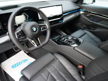 520d M Sport PANO HUD 360 MEMO H&K KOMFORT