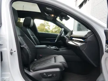 520d M Sport PANO HUD 360 MEMO H&K KOMFORT