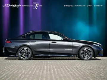 520d Limousine M Sport ACC AHK PanoDach HuD K360