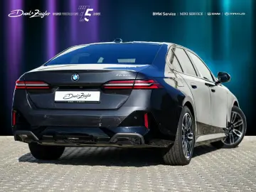 520d Limousine M Sport ACC AHK PanoDach HuD K360