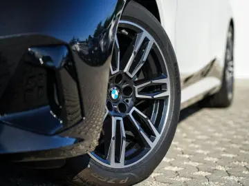 520d Limousine M Sport ACC AHK PanoDach HuD K360