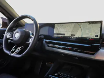 520d Limousine M Sport ACC AHK PanoDach HuD K360