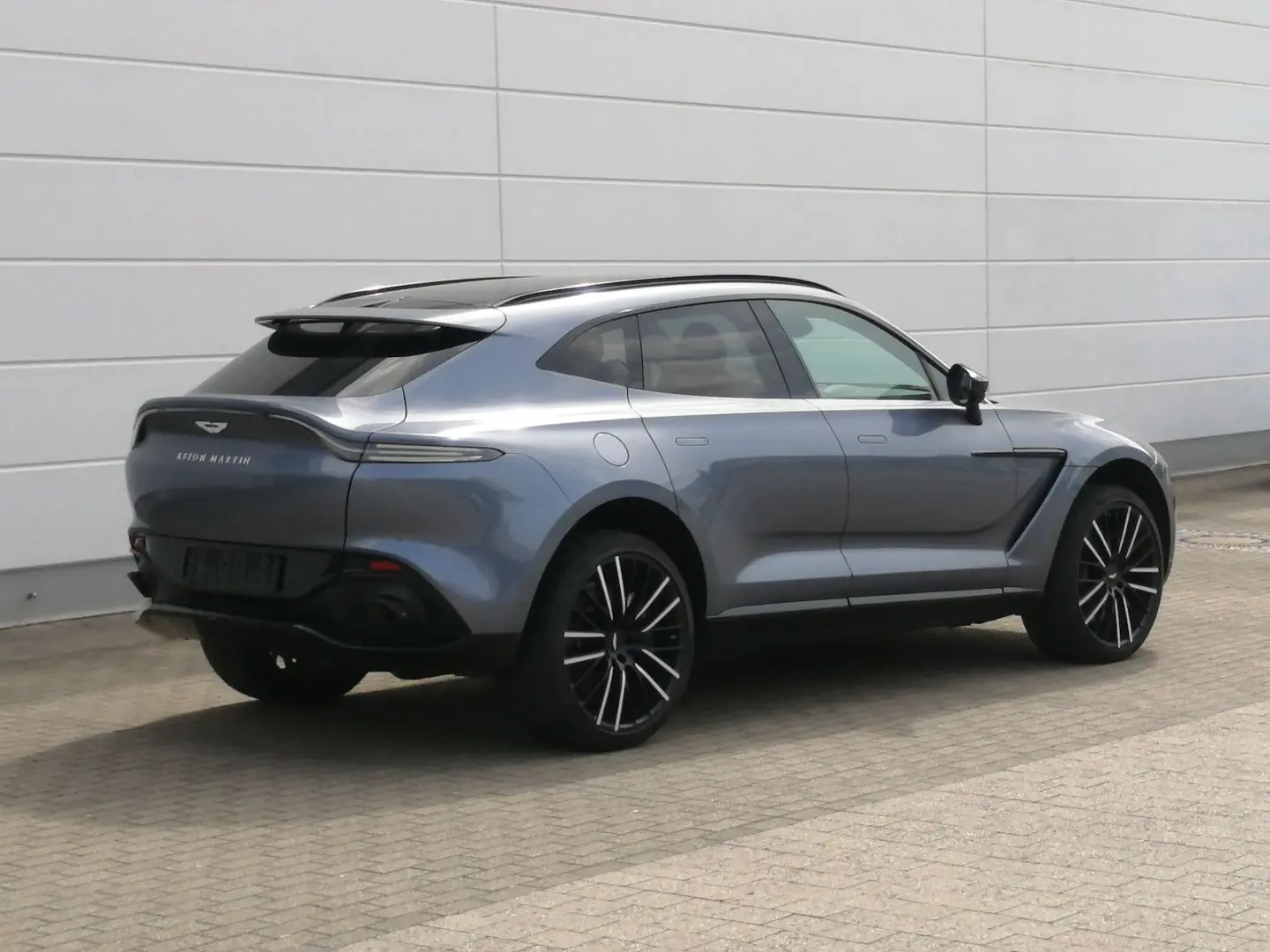 DBX -6 800 KM-
