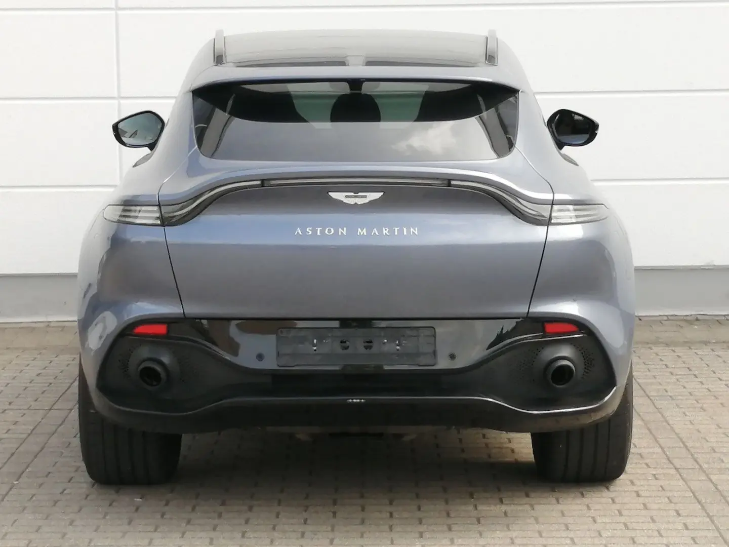 DBX -6 800 KM-