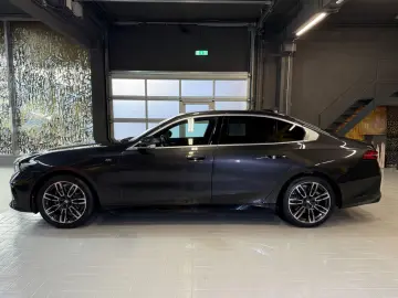 520i M Sport~PANO~LED~KAMERA 360°~HEAD-UP
