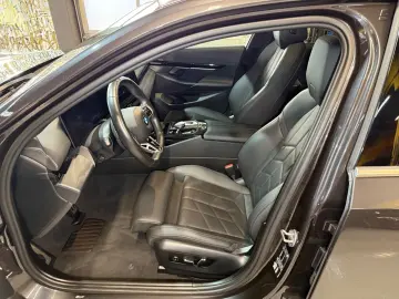520i M Sport~PANO~LED~KAMERA 360°~HEAD-UP