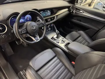 Stelvio Veloce*Q4*Sport*Harman/Kardon*Leder*ACC