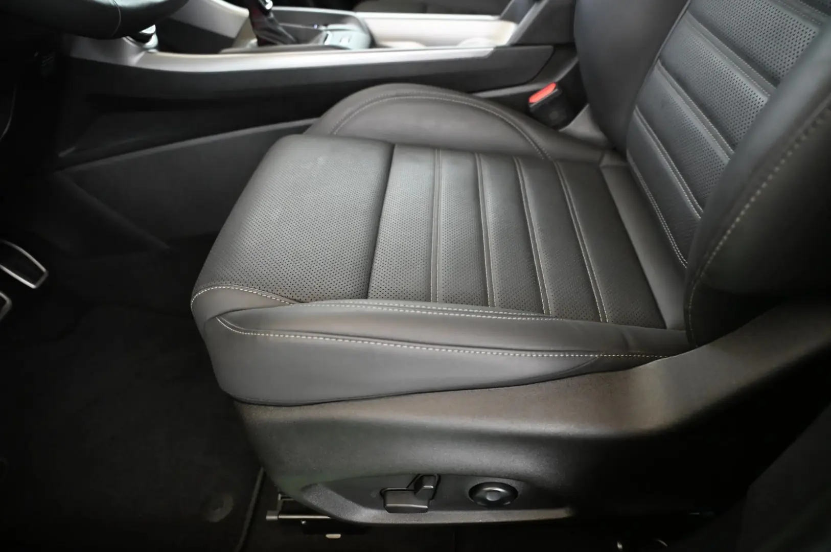 Tonale 1.3 PHEV 280 Q4 Veloce LED/PANO/PREMIUM/