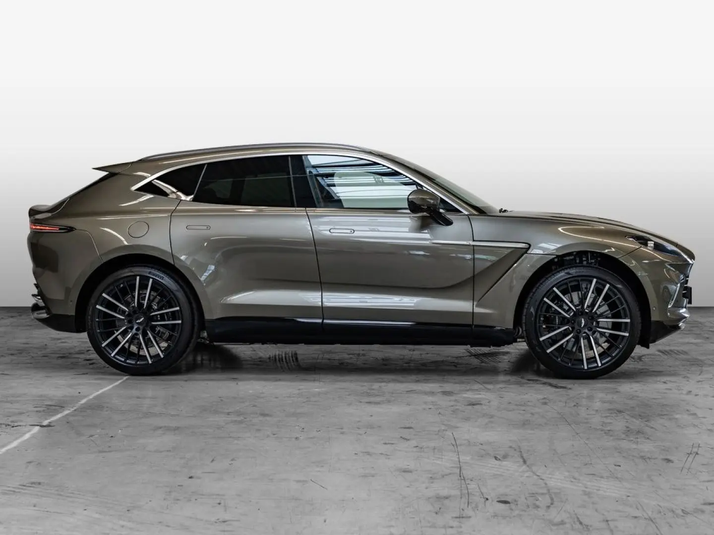 DBX Titanium Grey Havana Tan