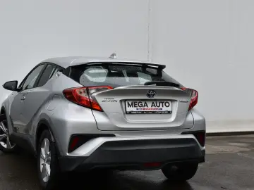 TOYOTA C-HR-1.8 HYBRID 2WD