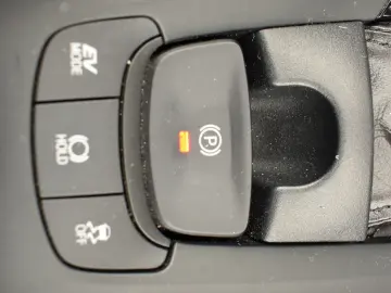 TOYOTA C-HR-1.8 HYBRID 2WD