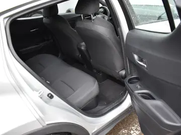 TOYOTA C-HR-1.8 HYBRID 2WD