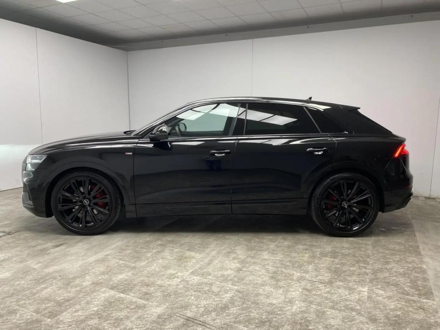 Q8 55 TFSI quattro S-Line Standheizung + HUD
