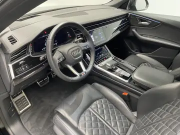 Q8 55 TFSI quattro S-Line Standheizung + HUD