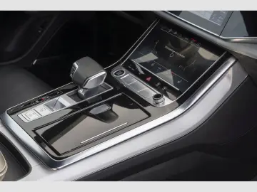 Q8 50 TDI quattro S line Sport Optik schwarz Pan