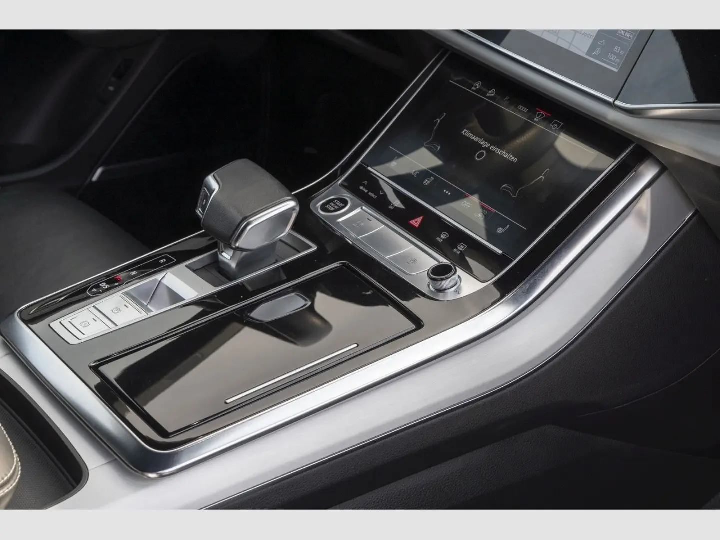 Q8 50 TDI quattro S line Sport Optik schwarz Pan