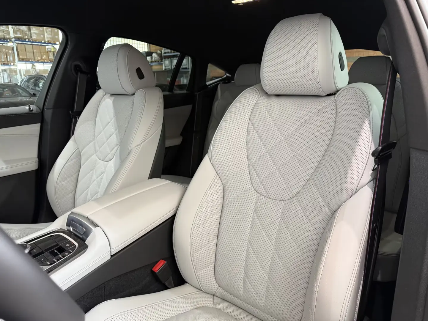 BMW X6 xDrive30d M Sport Gesture Control