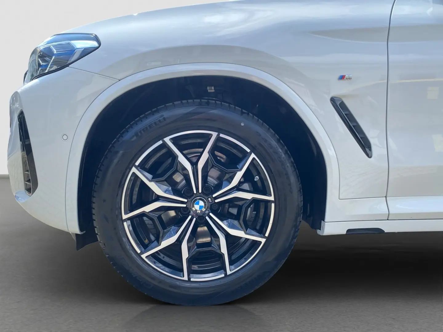 X3 xDrive20i    M-Sport Laser SpurAss AHK HUD