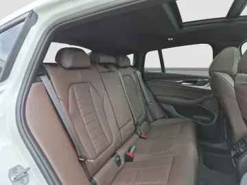 X4 xDrive30d ///M-Sport/AHK/Pano-D/Laser/HUD/H&K