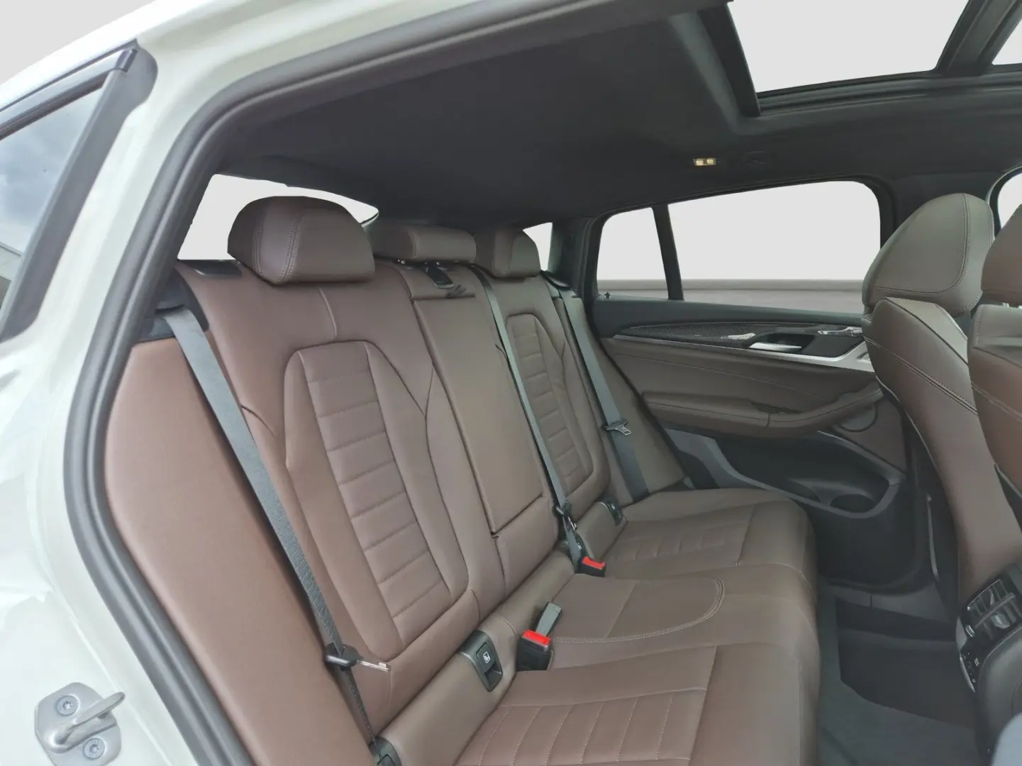 X4 xDrive30d ///M-Sport/AHK/Pano-D/Laser/HUD/H&K