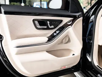 S580 4Matic L/Burmester/360/LED/Pano/Massage