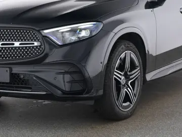 GLC 300 d 4M Cp AMG Airmatic HAL PanoAHK Distro+