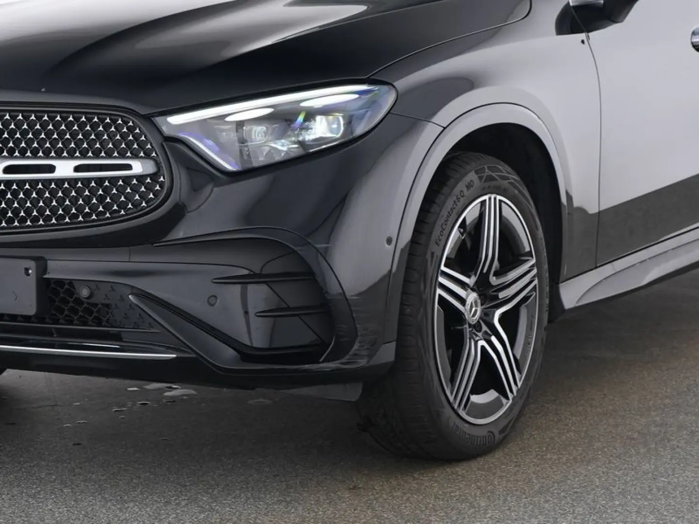 GLC 300 d 4M Cp AMG Airmatic HAL PanoAHK Distro+