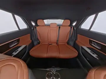 GLC 300 d 4M Cp AMG Airmatic HAL PanoAHK Distro+