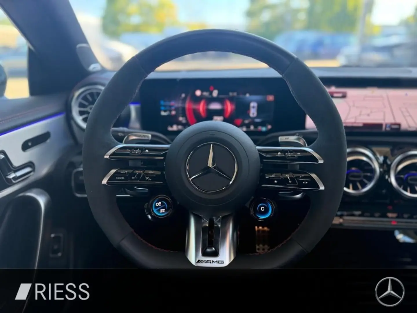 CLA 45 AMG S 4M+ Coupé Premium Plus PANO DISTR
