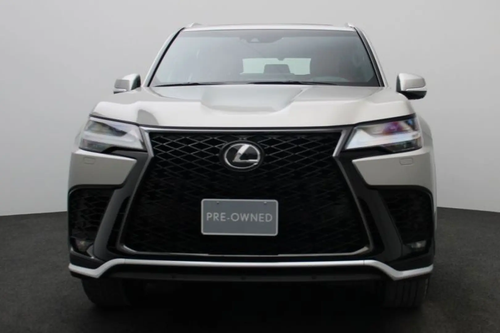 LX 600 3.5L F SPORT PRESTIGE