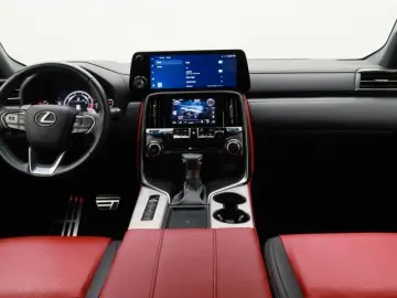 LX 600 3.5L F SPORT PRESTIGE