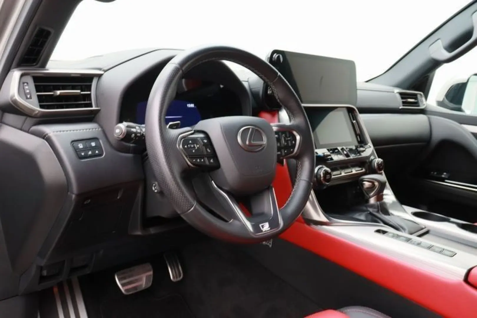 LX 600 3.5L F SPORT PRESTIGE