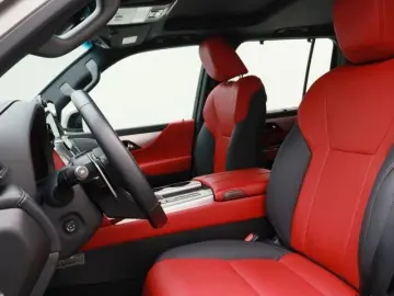 LX 600 3.5L F SPORT PRESTIGE