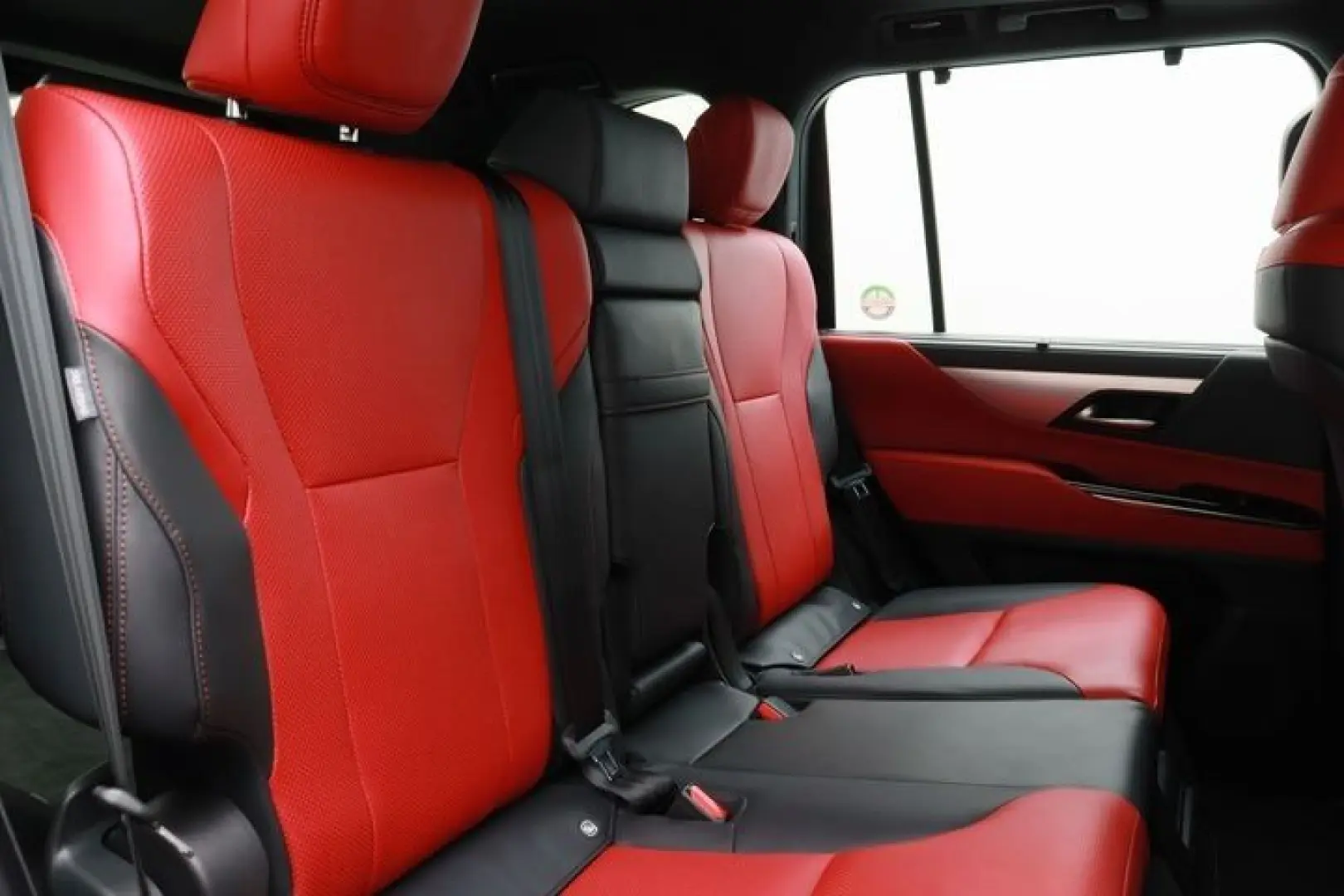 LX 600 3.5L F SPORT PRESTIGE