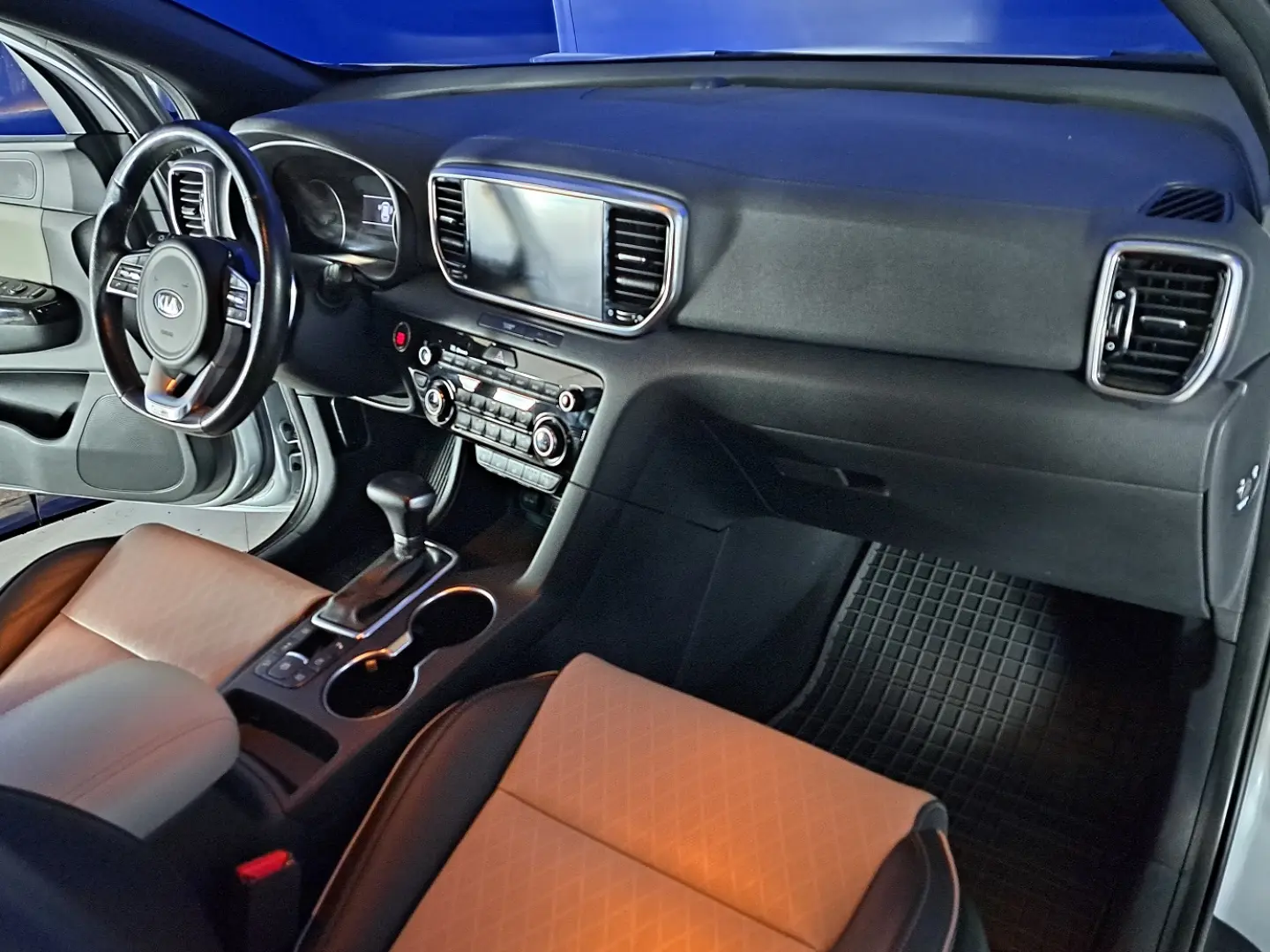 KIA SPORTAGE