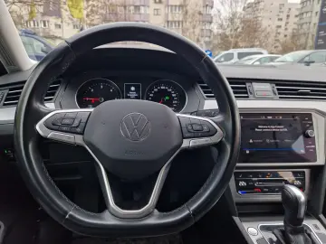 VOLKSWAGEN PASSAT SEDAN Advance 2.0 TDI