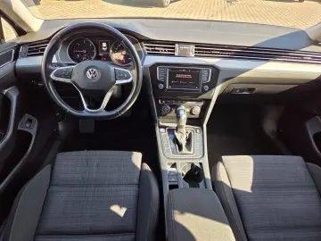 VOLKSWAGEN PASSAT Comfortline 2.0 TDI DSG 150 CP