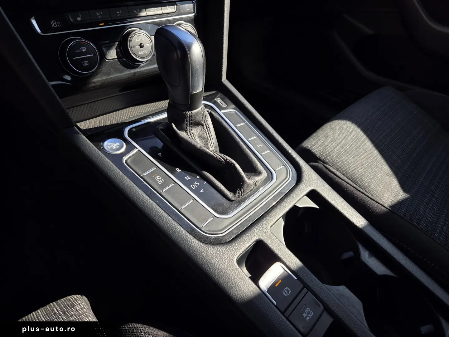 VOLKSWAGEN PASSAT Comfortline 2.0 TDI DSG 150 CP