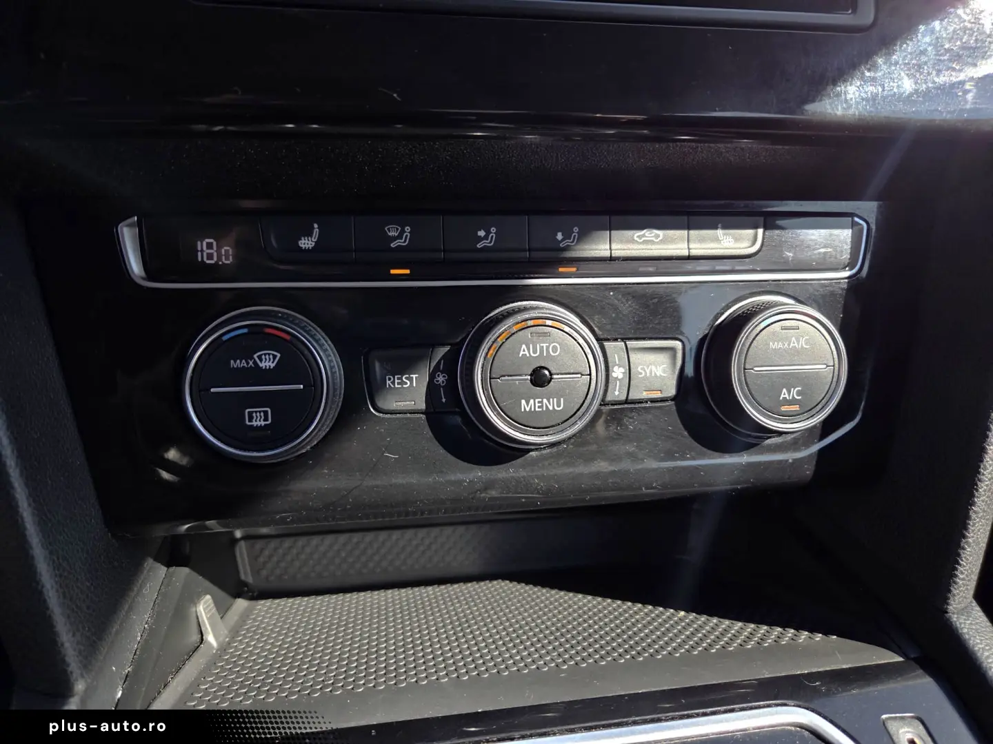 VOLKSWAGEN PASSAT Comfortline 2.0 TDI DSG 150 CP