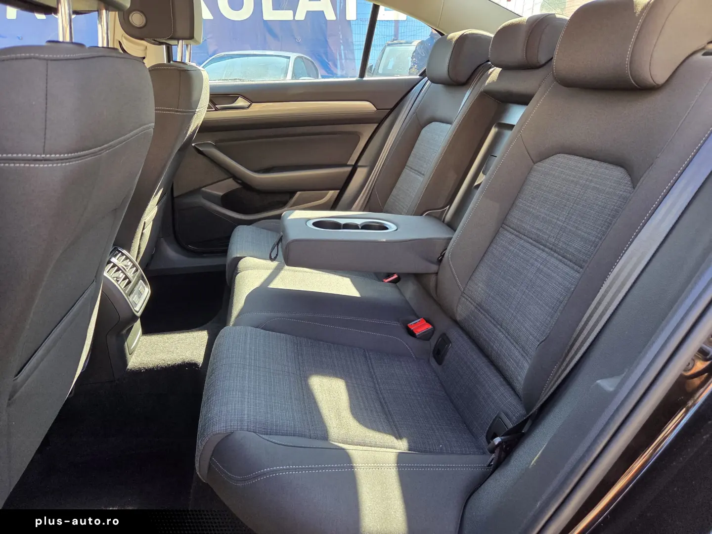 VOLKSWAGEN PASSAT Comfortline 2.0 TDI DSG 150 CP