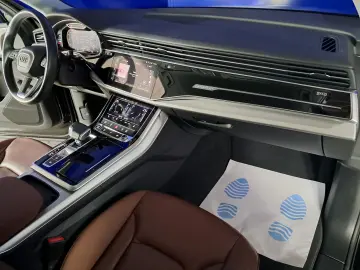 AUDI Q7 55 TFSIe quattro Tiptronic Basic PHEV