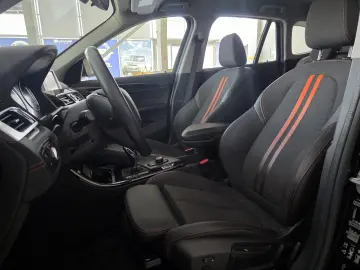BMW X1 2.0 xDrive18d 150CP AT SPORT LINE 2020