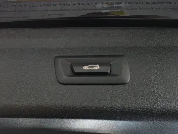 BMW X1 2.0 xDrive18d 150CP AT SPORT LINE 2020