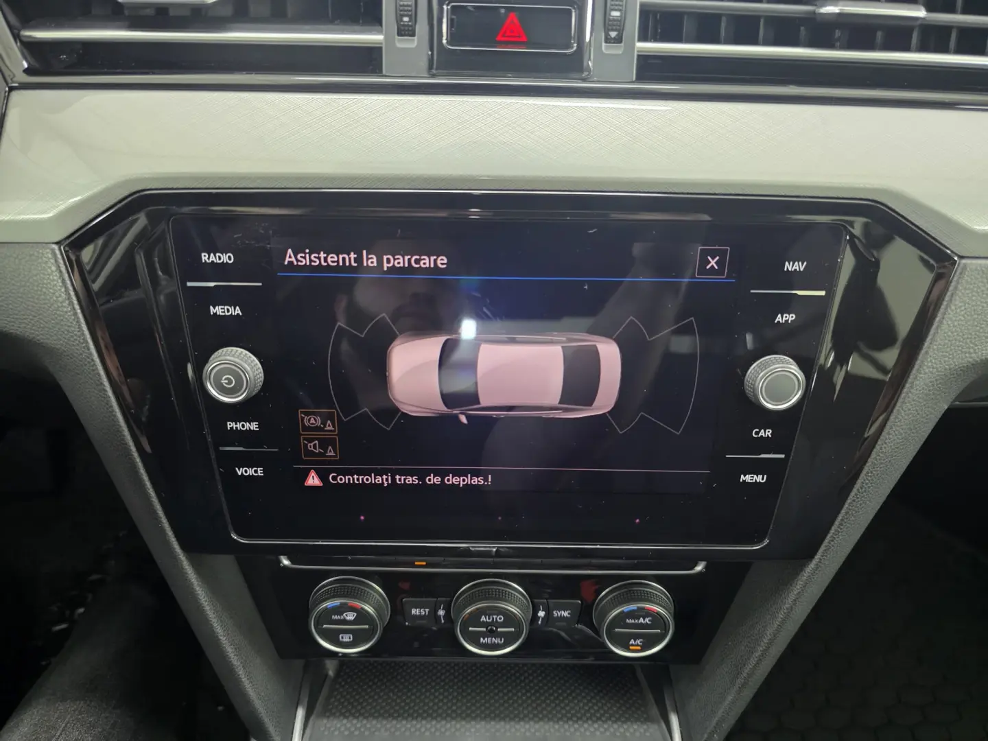 VOLKSWAGEN PASSAT 1.6 TDI COMFORTLINE DSG