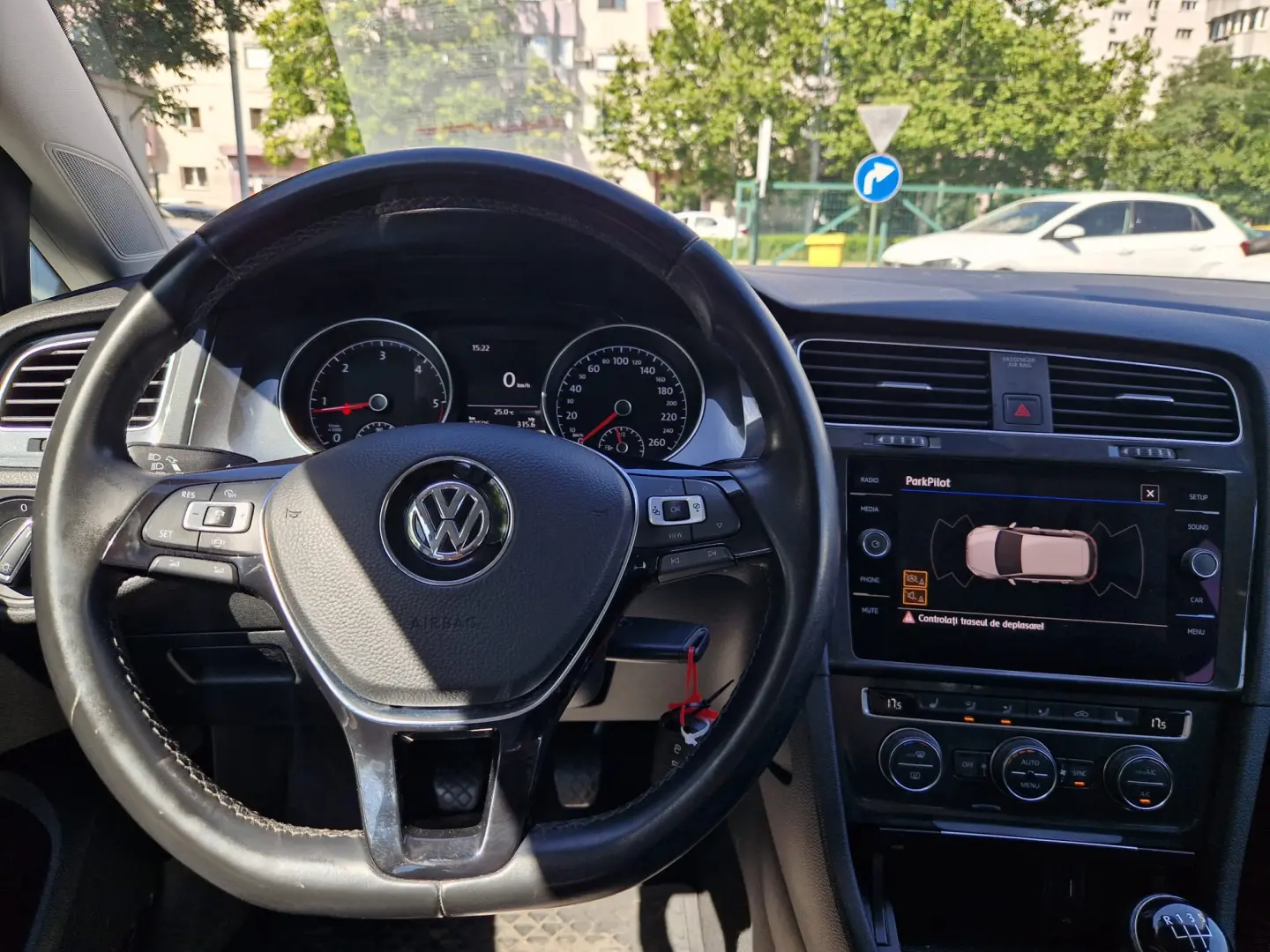 VOLKSWAGEN GOLF 1.6 TDI 115CP Comfortline